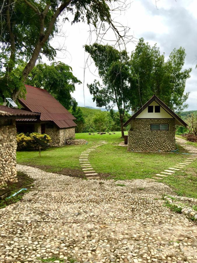 Nan Waterside Hong Bon Nern Bed & Breakfast Exterior photo