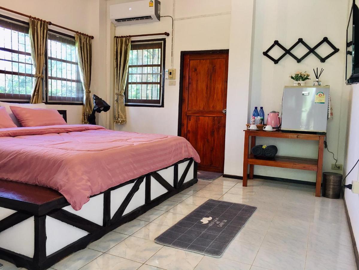 Nan Waterside Hong Bon Nern Bed & Breakfast Exterior photo