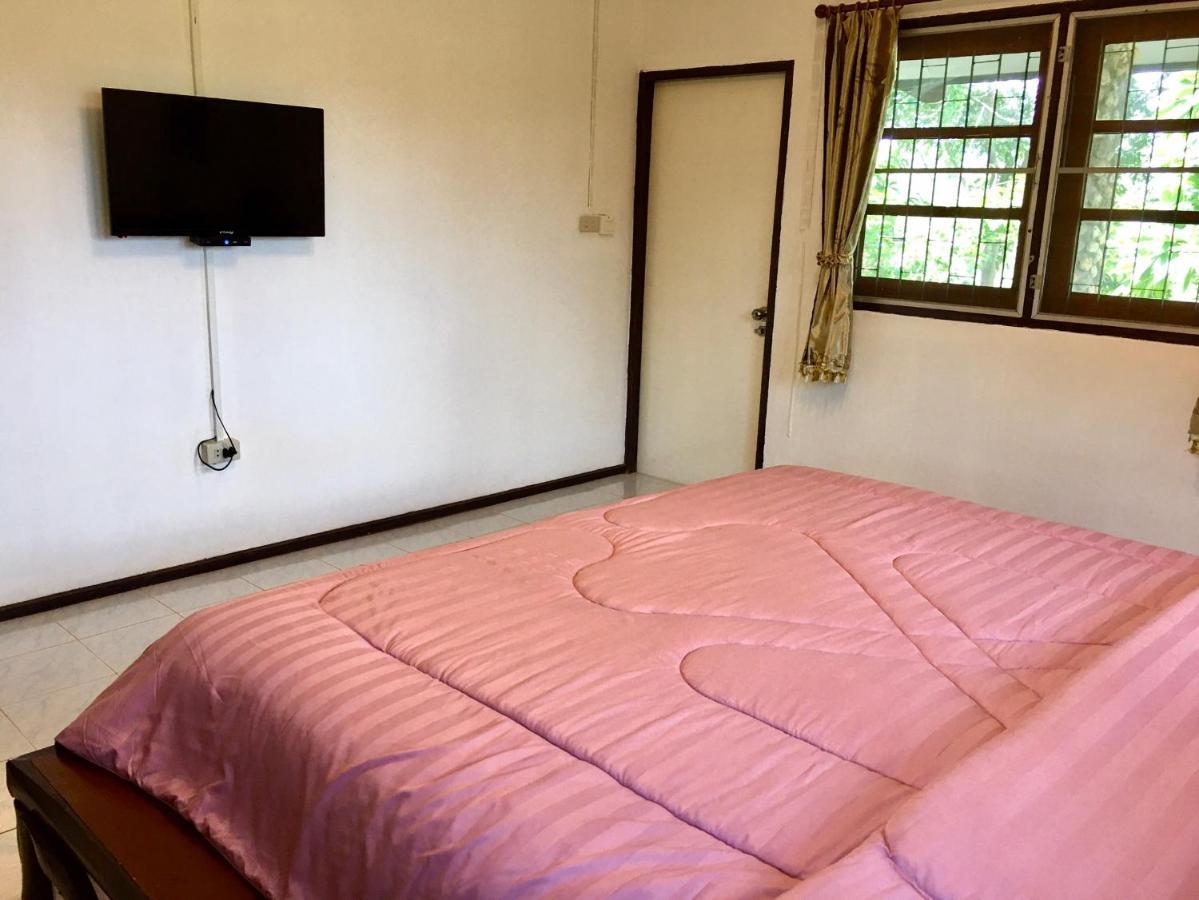Nan Waterside Hong Bon Nern Bed & Breakfast Exterior photo