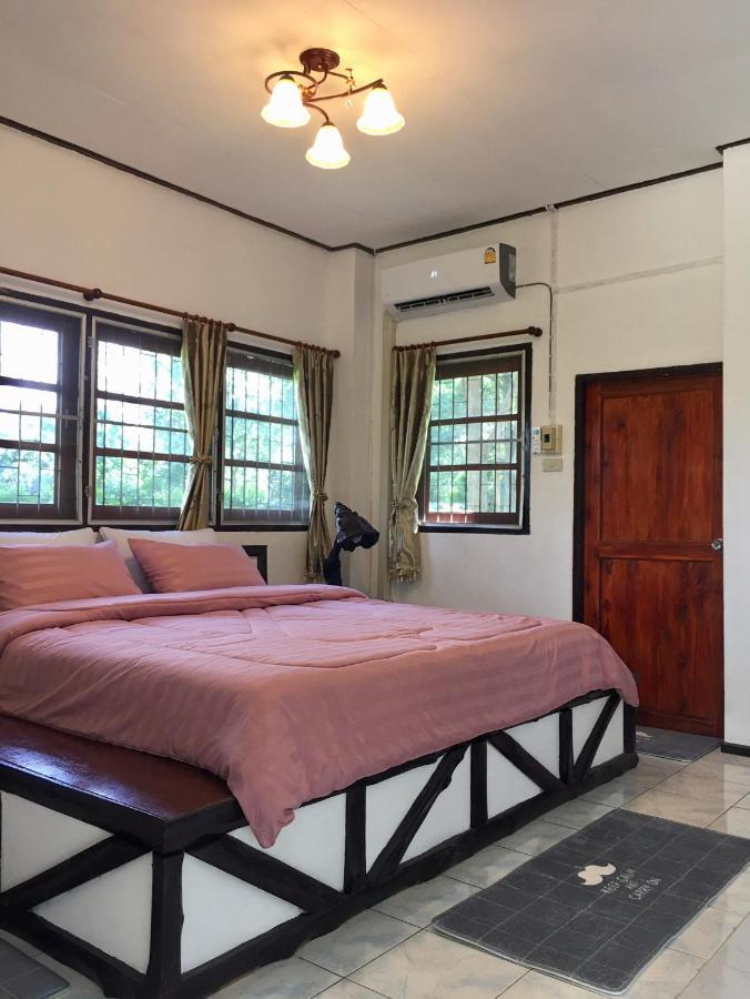 Nan Waterside Hong Bon Nern Bed & Breakfast Exterior photo