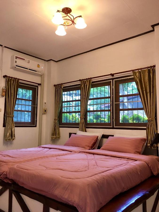 Nan Waterside Hong Bon Nern Bed & Breakfast Exterior photo