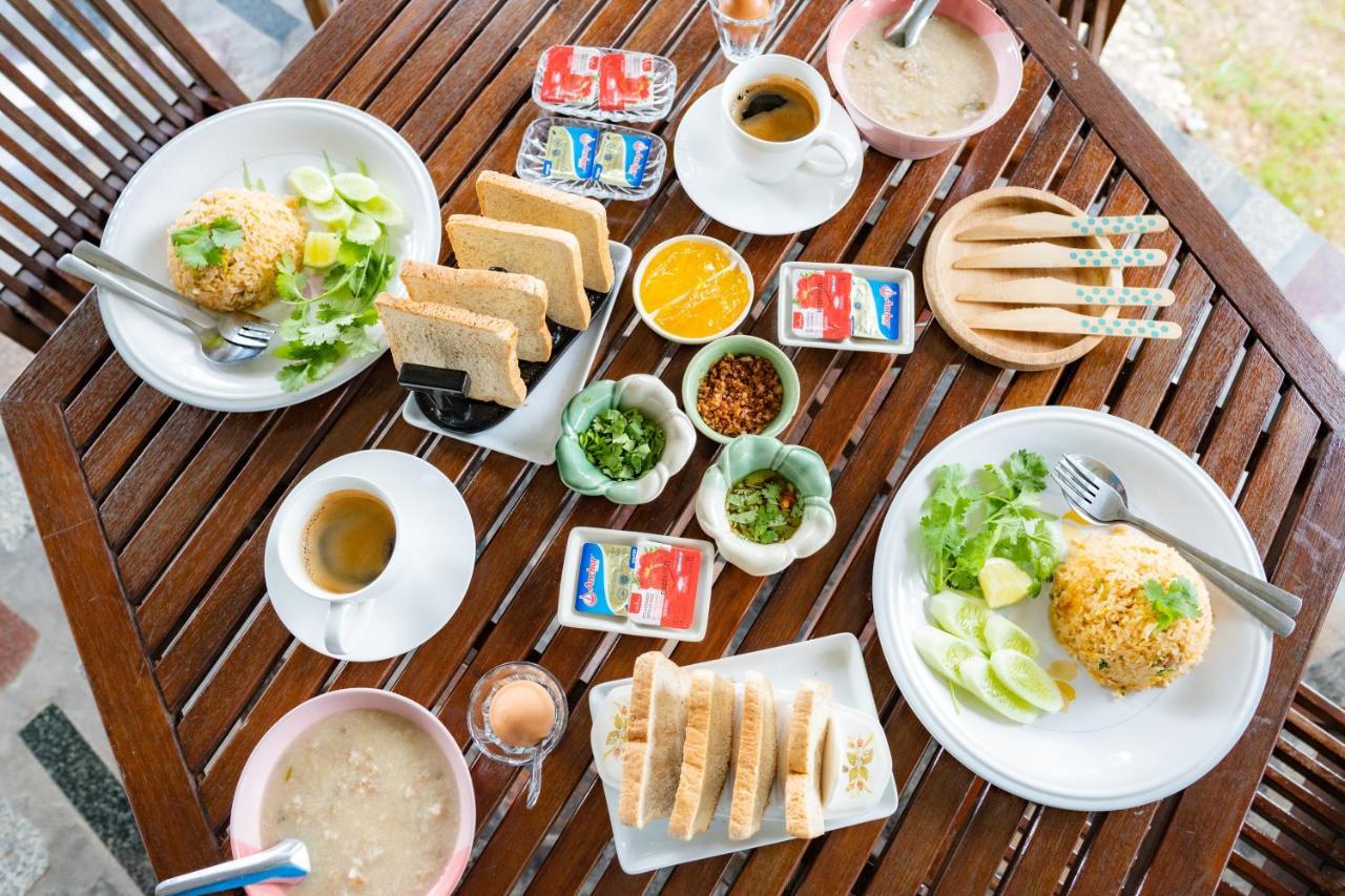 Nan Waterside Hong Bon Nern Bed & Breakfast Exterior photo