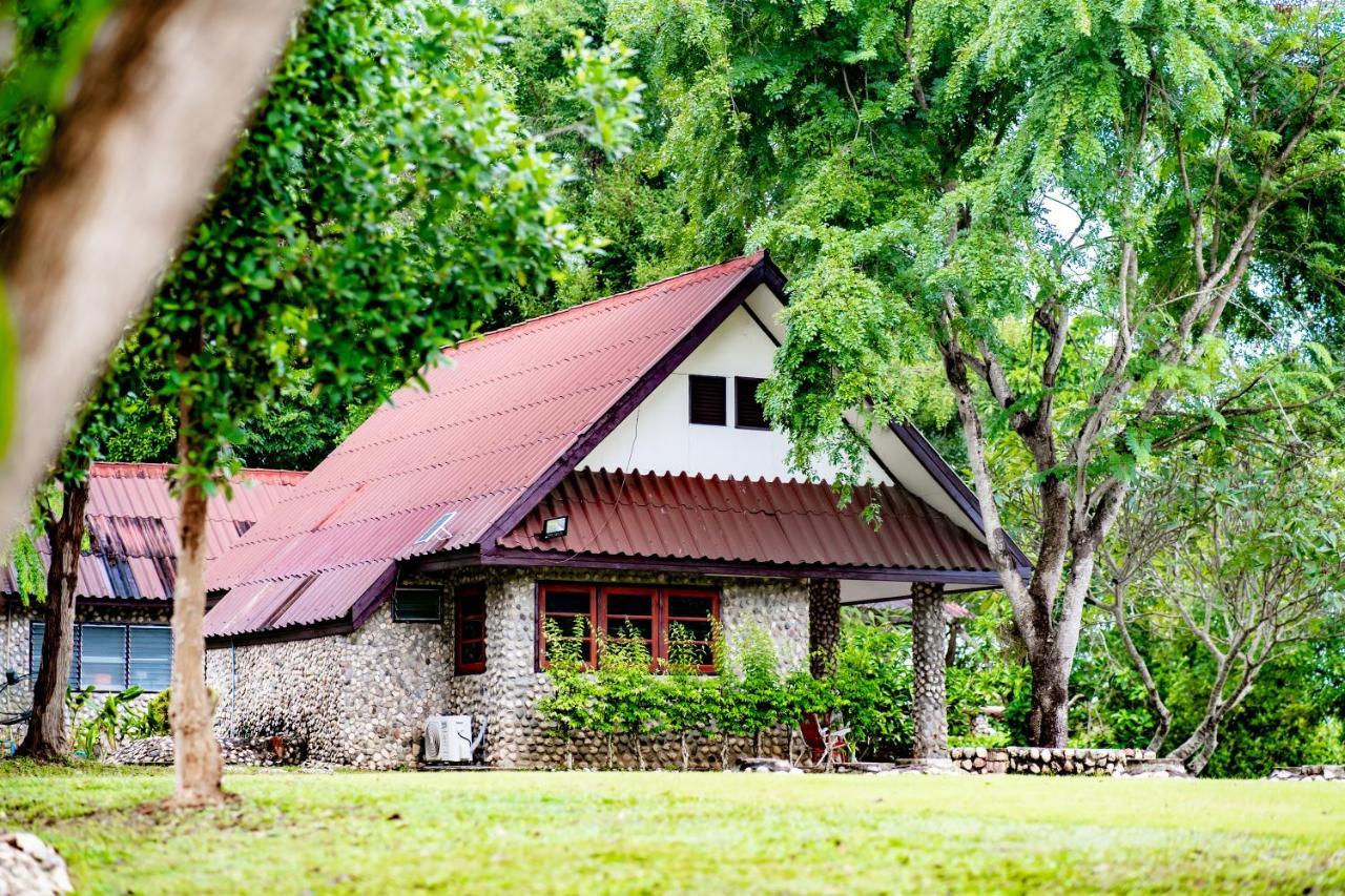 Nan Waterside Hong Bon Nern Bed & Breakfast Exterior photo
